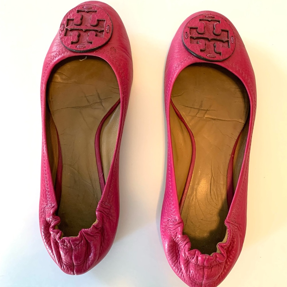 Tory Burch Reva Ballet Flat, size 7.5, Bright Pink Fucshia
